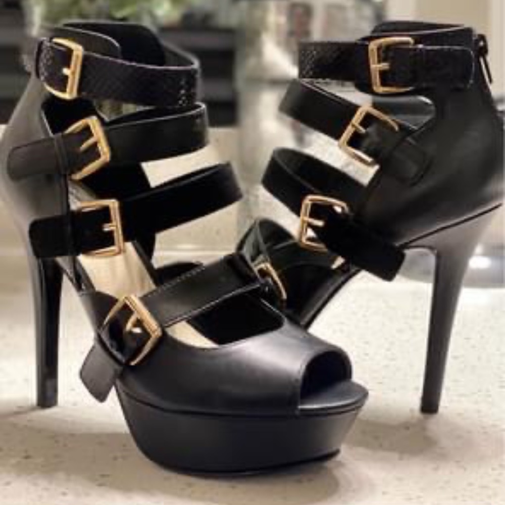 G by GUESS Platform Heels